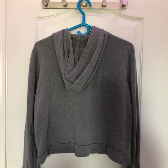 Vs pink cropped hoodie - Picture 2 of 3